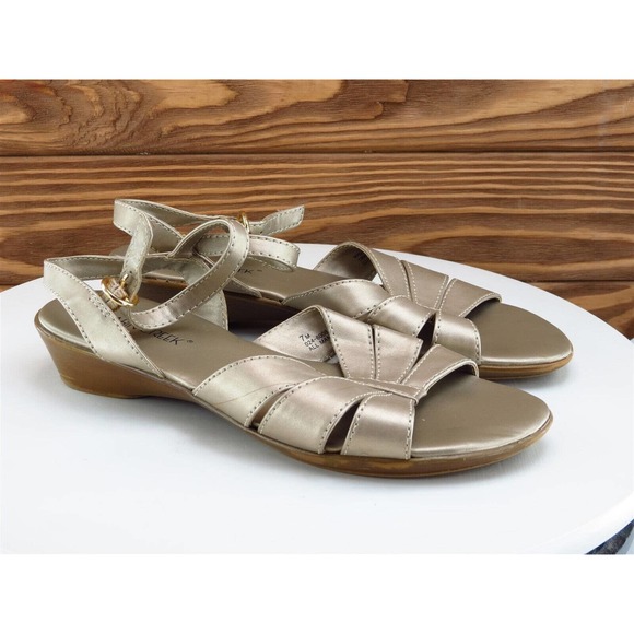 Cabin Creek Size 7 M Women Sandal Ankle Strap Beige Synthetic - Picture 4 of 10